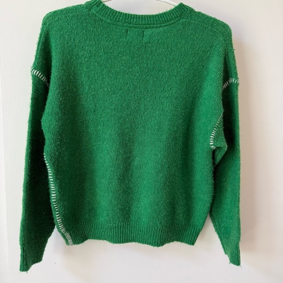 Revolve Sundry Oversized Sweater in Emerald & Eggshell - Picture 6 of 14